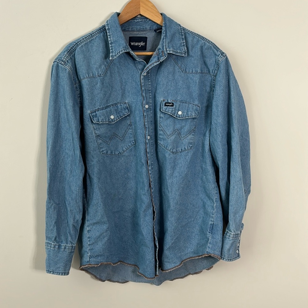 Wrangler Blue Denim Casual Button Down Shirt